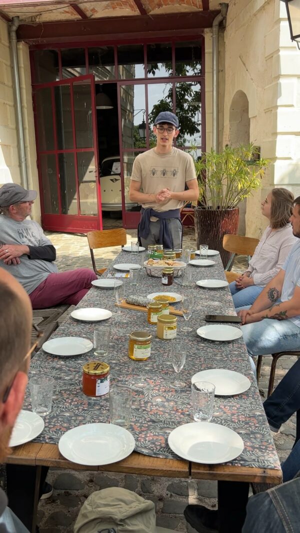 Visite guidée des jardins + initiation à l'apiculture ! – Image 4